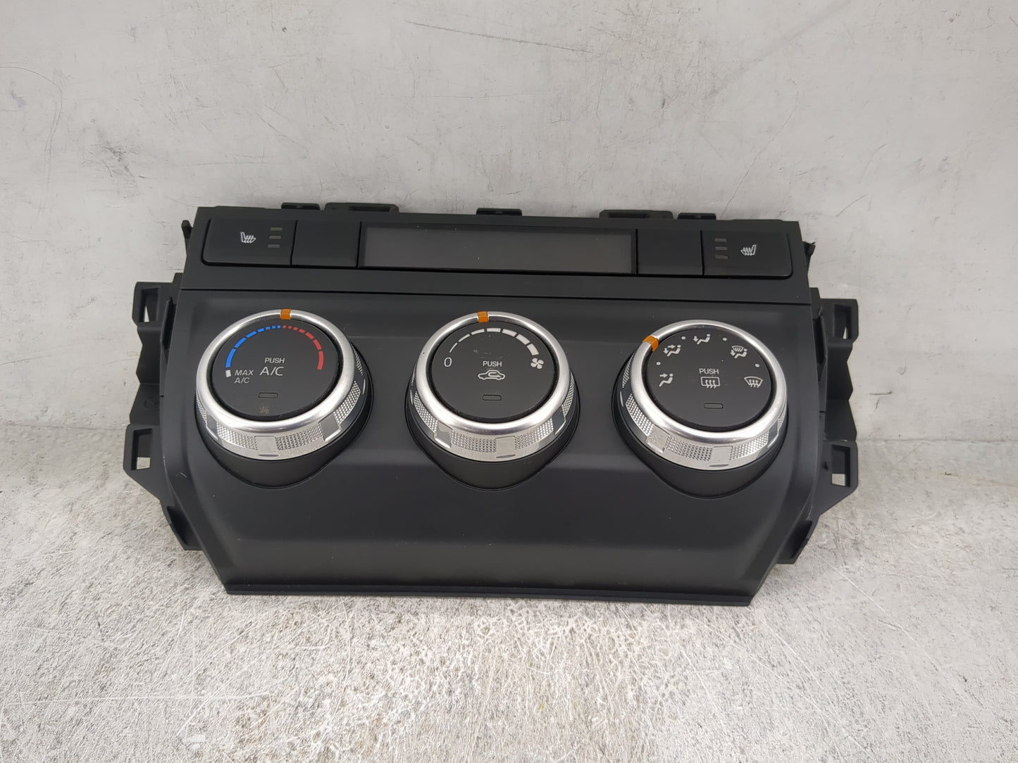 2016 Mazda Cx-5 Climate Control Module Temperature AC/Heater Replacement P/N:KA0G 61 190A 6E27, 6F28 Fits OEM Used Auto Part