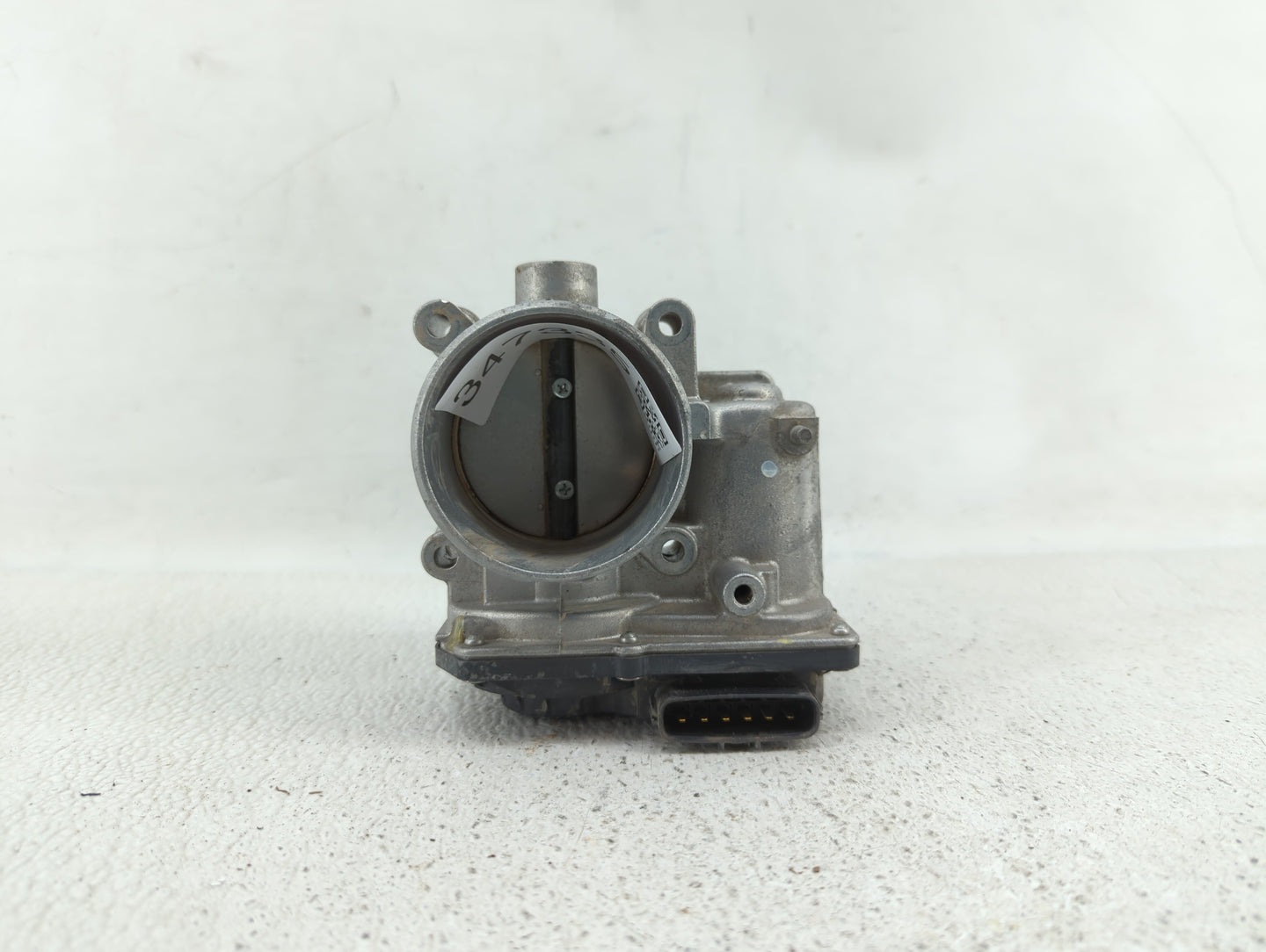 2014 Mazda Cx-5 Throttle Body P/N:K4238 13 640 A 12681472AA, PY01 13 640 A Fits OEM Used Auto Parts - Oemusedautoparts1.com