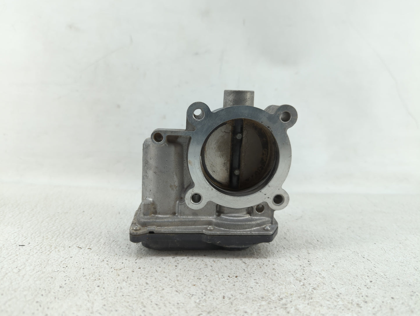 2014 Mazda Cx-5 Throttle Body P/N:K4238 13 640 A 12681472AA, PY01 13 640 A Fits OEM Used Auto Parts - Oemusedautoparts1.com
