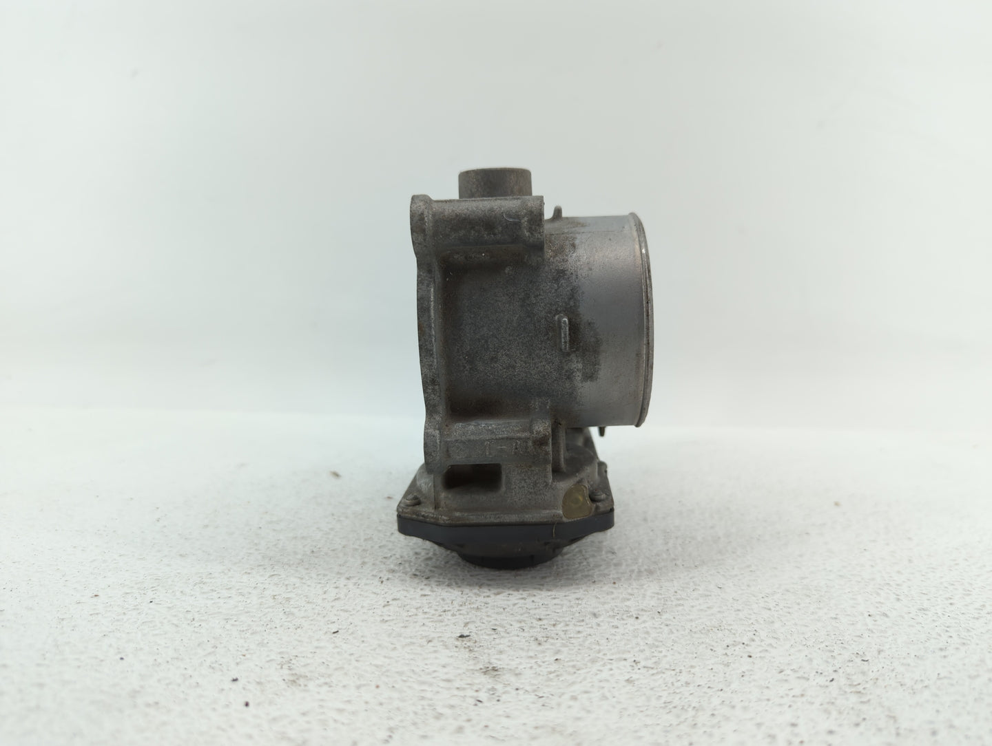 2014 Mazda Cx-5 Throttle Body P/N:K4238 13 640 A 12681472AA, PY01 13 640 A Fits OEM Used Auto Parts - Oemusedautoparts1.com