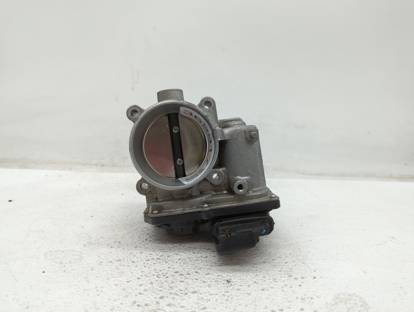 2014 Mazda Cx-5 Throttle Body P/N:13 640 A K4238 13 640 A, 12681472AA, PY01 13 640 A Fits OEM Used Auto Parts - Oemusedautop