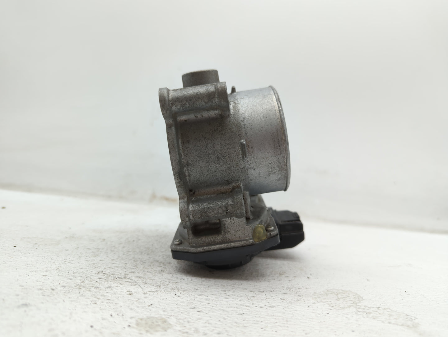 2014 Mazda Cx-5 Throttle Body P/N:13 640 A K4238 13 640 A, 12681472AA, PY01 13 640 A Fits OEM Used Auto Parts - Oemusedautop