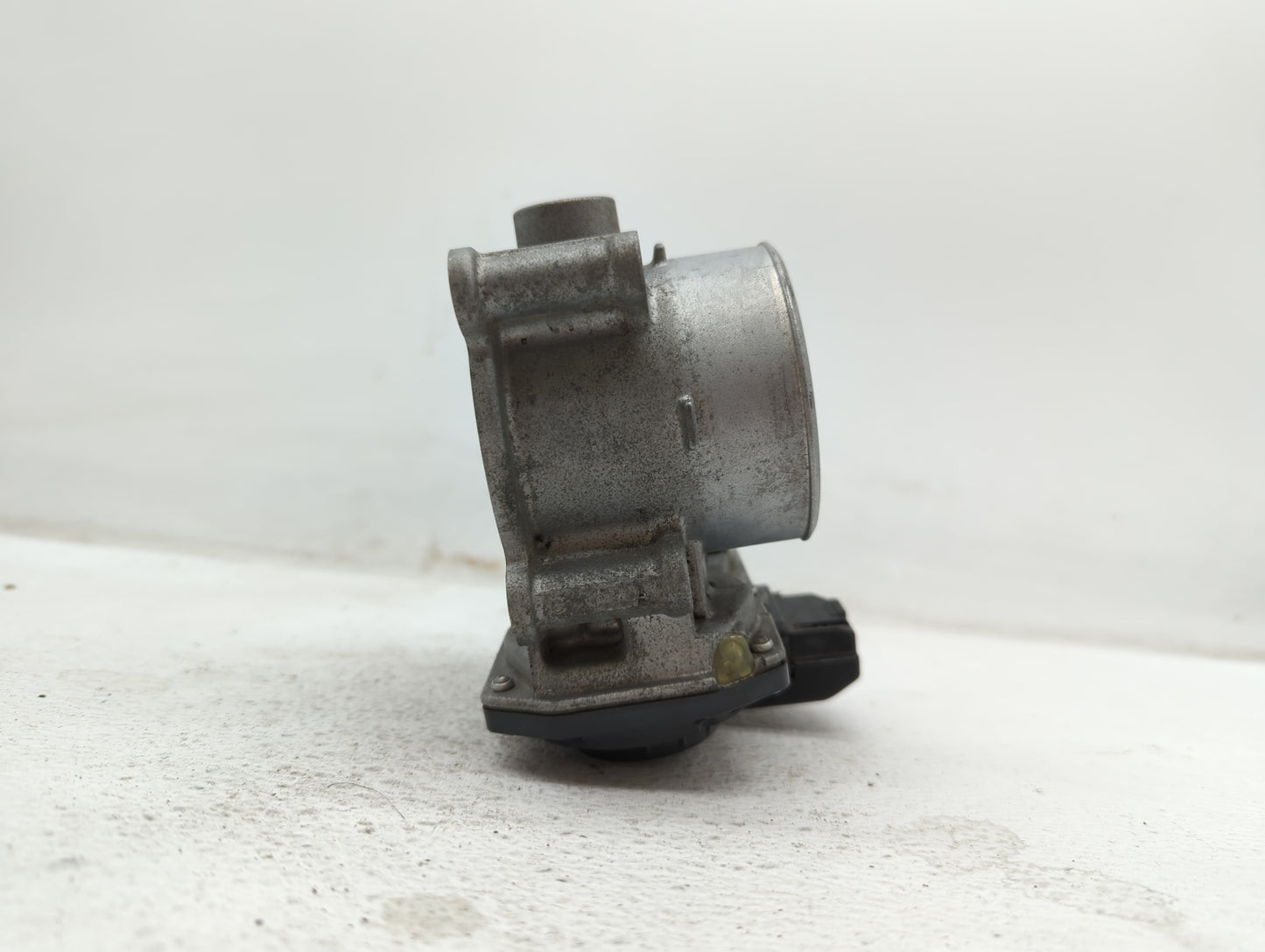 2014 Mazda Cx-5 Throttle Body P/N:13 640 A K4238 13 640 A, 12681472AA, PY01 13 640 A Fits OEM Used Auto Parts - Oemusedautop