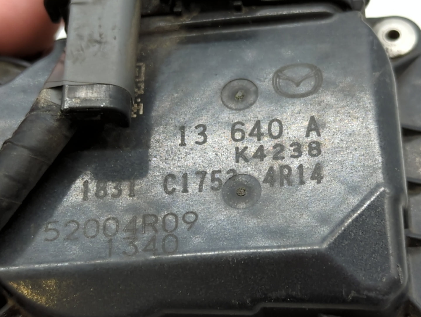 2014 Mazda Cx-5 Throttle Body P/N:13 640 A K4238 13 640 A, 12681472AA, PY01 13 640 A Fits OEM Used Auto Parts - Oemusedautop