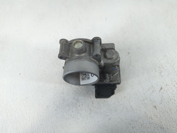 2014-2017 Mazda Cx-5 Throttle Body P/N:1831 C023 4S08 Fits Fits 2014 2015 2016 2017 2018 OEM Used Auto Parts