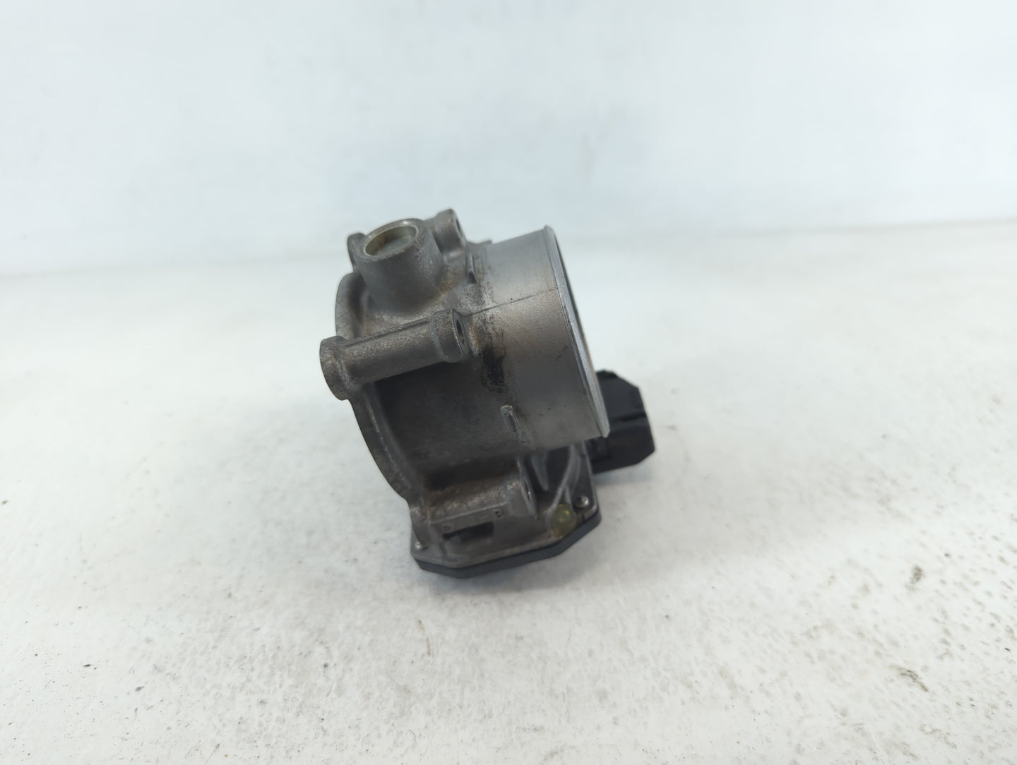 2014-2017 Mazda Cx-5 Throttle Body P/N:1831 C023 4S08 Fits Fits 2014 2015 2016 2017 2018 OEM Used Auto Parts - Oemusedautopa