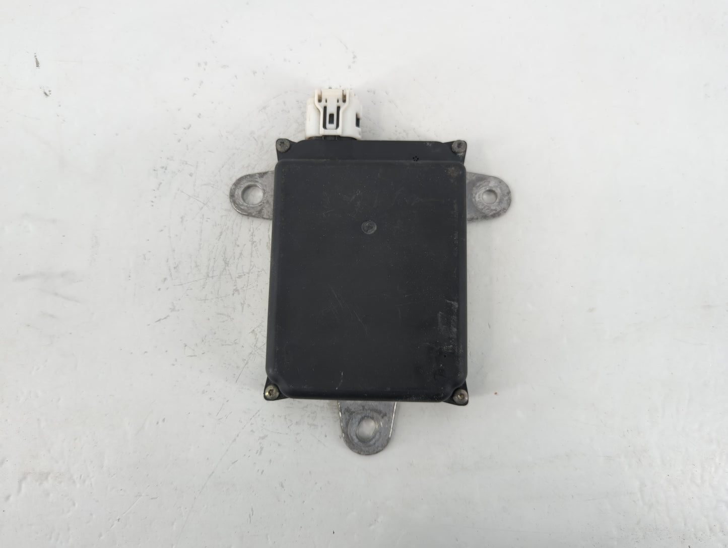 2016-2016 Mazda Cx-5 Chassis Control Module Ccm Bcm Body Control - Oemusedautoparts1.com