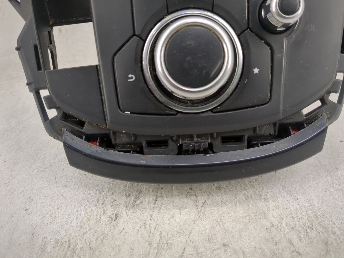 2016-2018 Mazda Cx-9 Radio Control Panel - Oemusedautoparts1.com