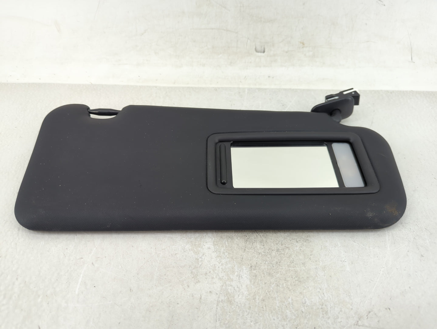 2016-2017 Mazda Cx-9 Sun Visor Shade Replacement Passenger Right Mirror Fits Fits 2016 2017 OEM Used Auto Parts - Oemusedaut