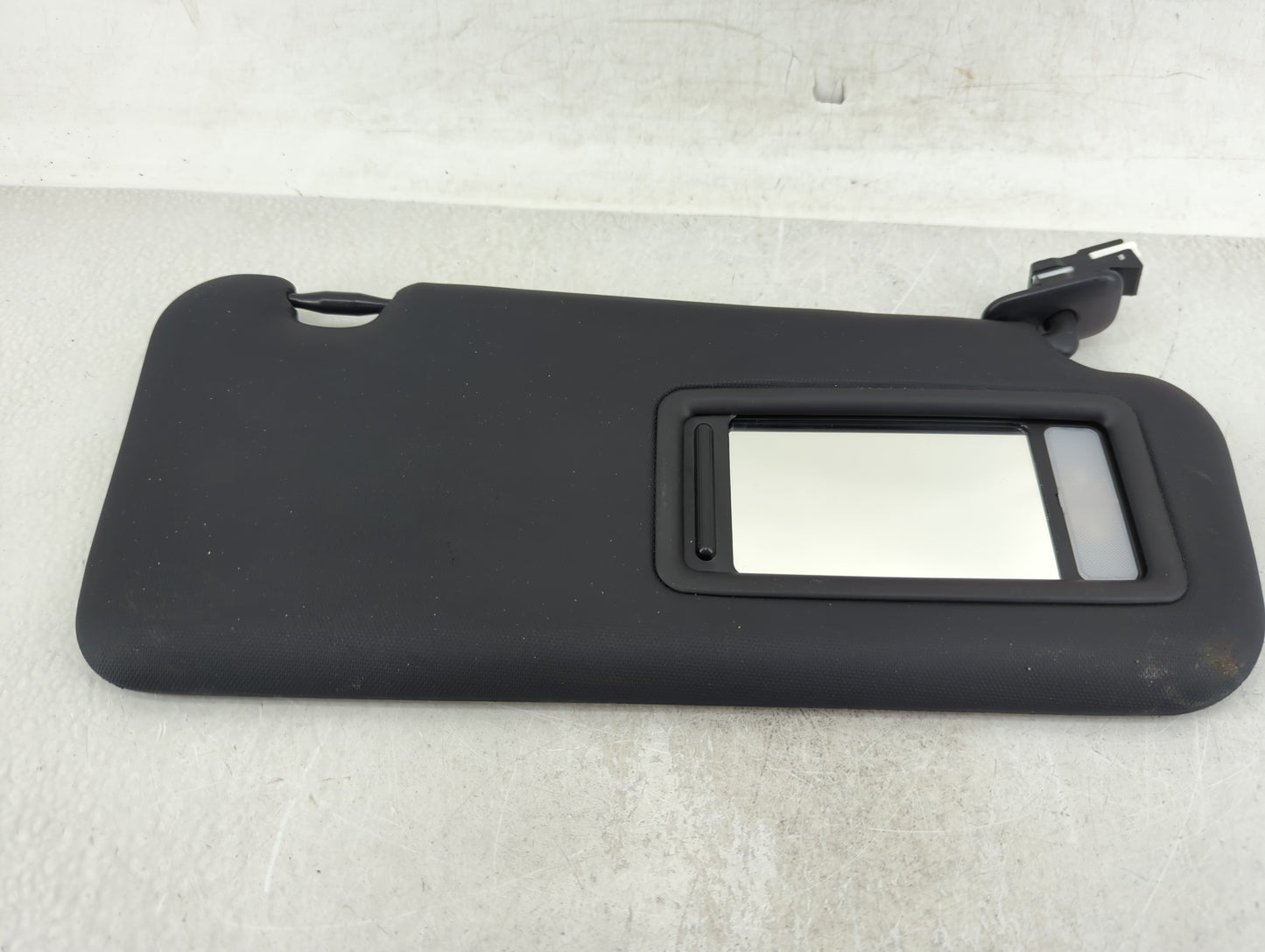 2016-2017 Mazda Cx-9 Sun Visor Shade Replacement Passenger Right Mirror Fits Fits 2016 2017 OEM Used Auto Parts - Oemusedaut