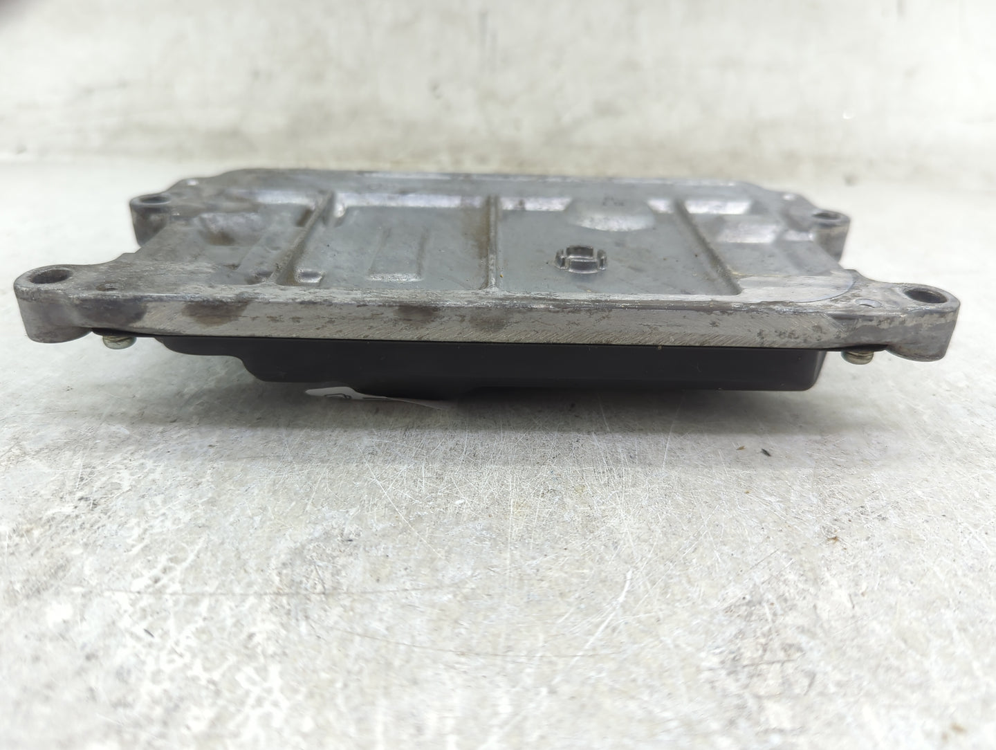 2016 Mazda Cx5 PCM Engine Control Computer ECU ECM PCU OEM P/N:PY9W18881A 279800-2791, PYAT188K2C Fits Fits 2017 2018 OEM Us