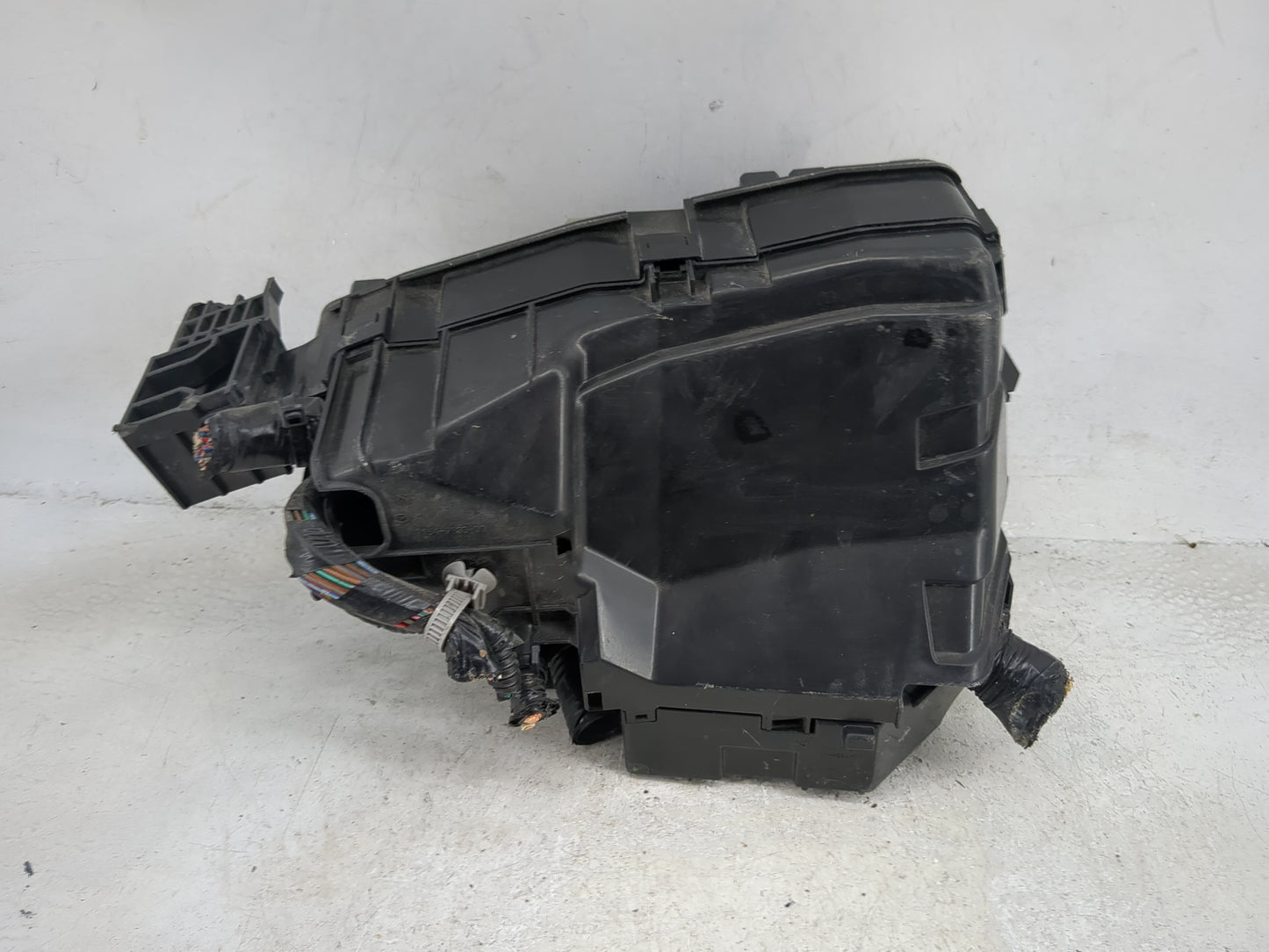 2016 Mazda Cx5 Fusebox Fuse Box Panel Relay Module P/N:G46C-675X0 K3239 Fits Fits 2013 2014 2015 2017 2018 2019 2020 2021 20