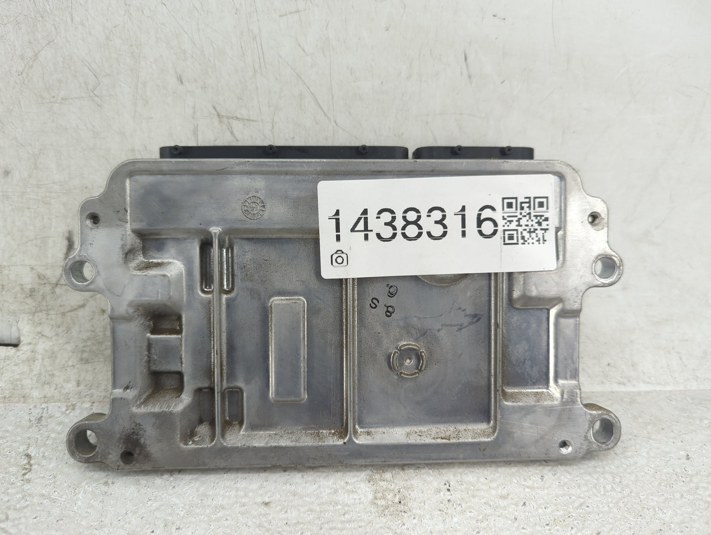 2016 Mazda Mazda3 PCM Engine Control Computer ECU ECM PCU OEM P/N:PE5G-18-881, PE5G188K2, TN279700890 Fits Fits 2014 2015 OE