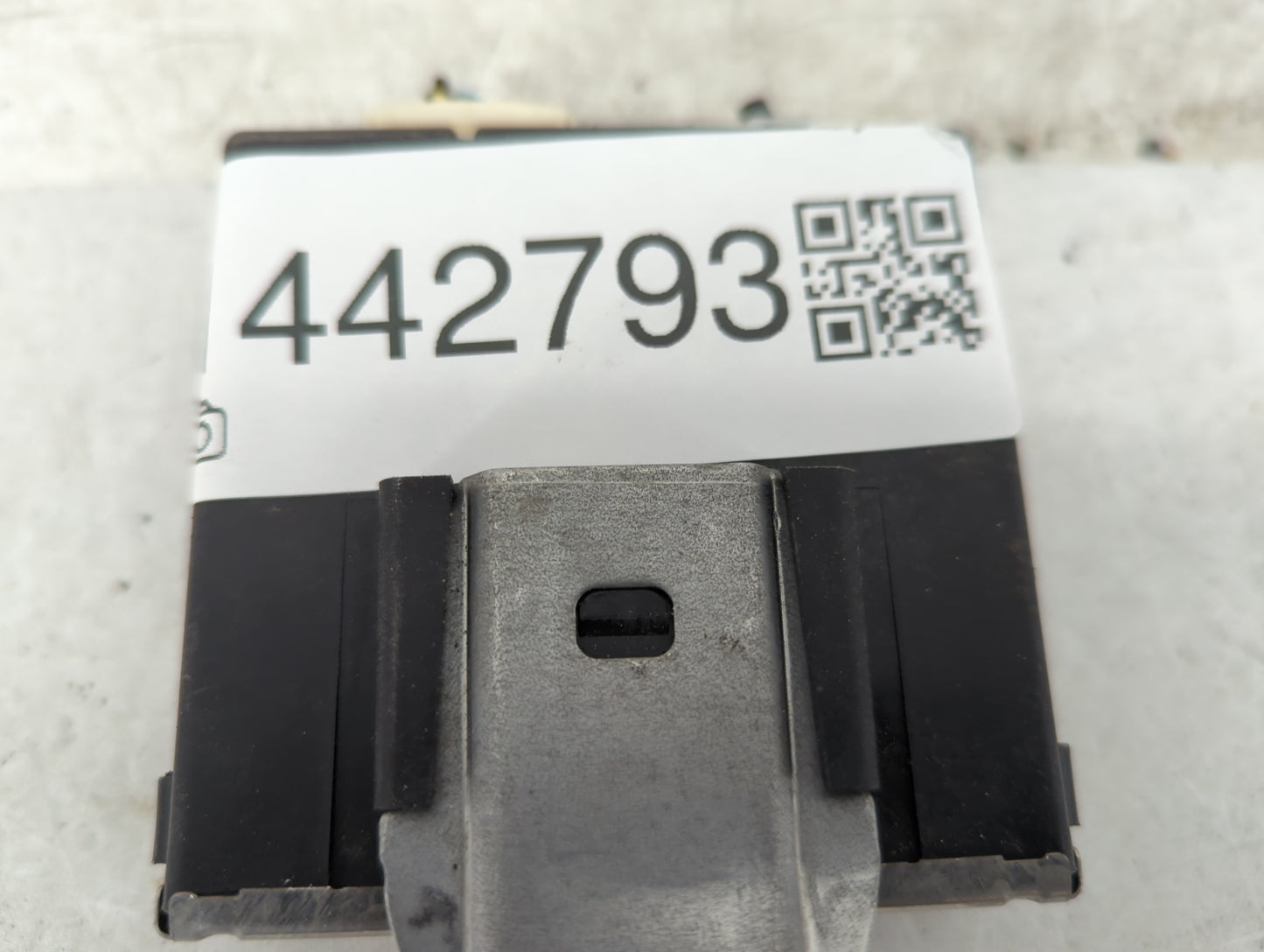 2016 Mazda Mazda3 Radio AM FM Cd Player Receiver Replacement Fits OEM Used Auto Parts - Oemusedautoparts1.com