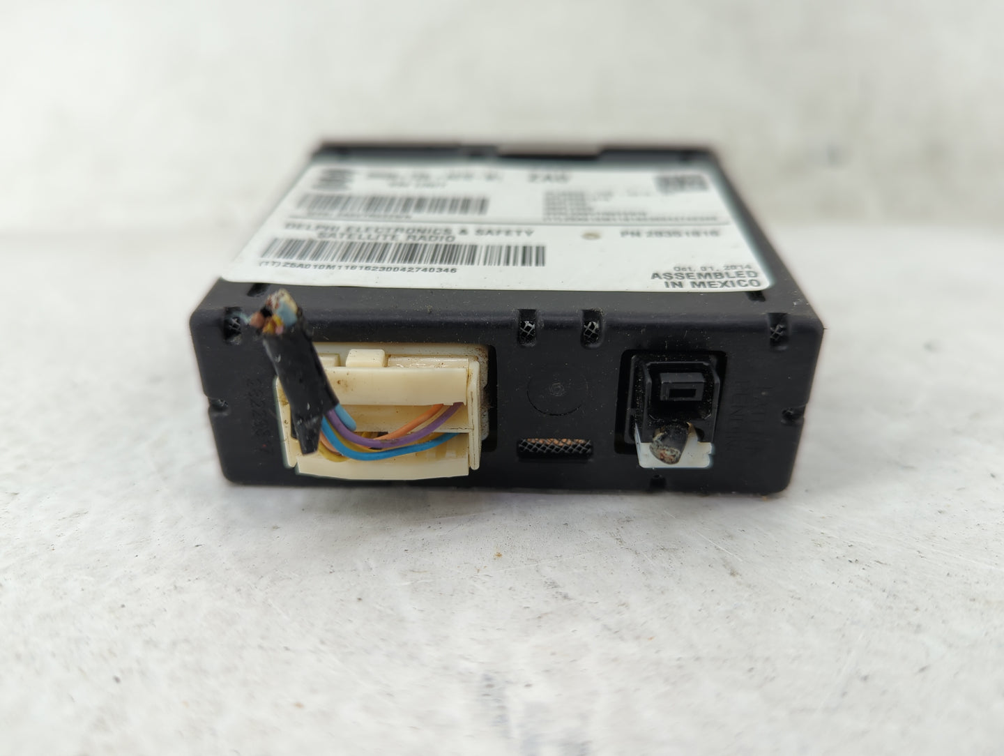 2016 Mazda Mazda3 Radio AM FM Cd Player Receiver Replacement P/N:39820-TZ5-A010-M1 28351816 Fits OEM Used Auto Parts - Oemus