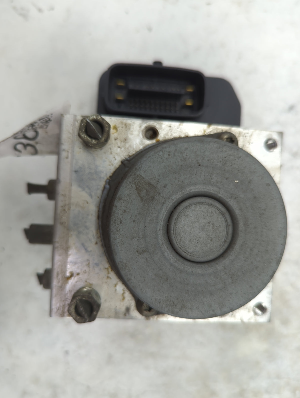 2016 Mazda Mazda6 Anti-Lock Brake ABS Pump Module Actuator OEM P/N:GMM4-437A0 116040-34582 Fits OEM Used Auto Parts - Oemuse