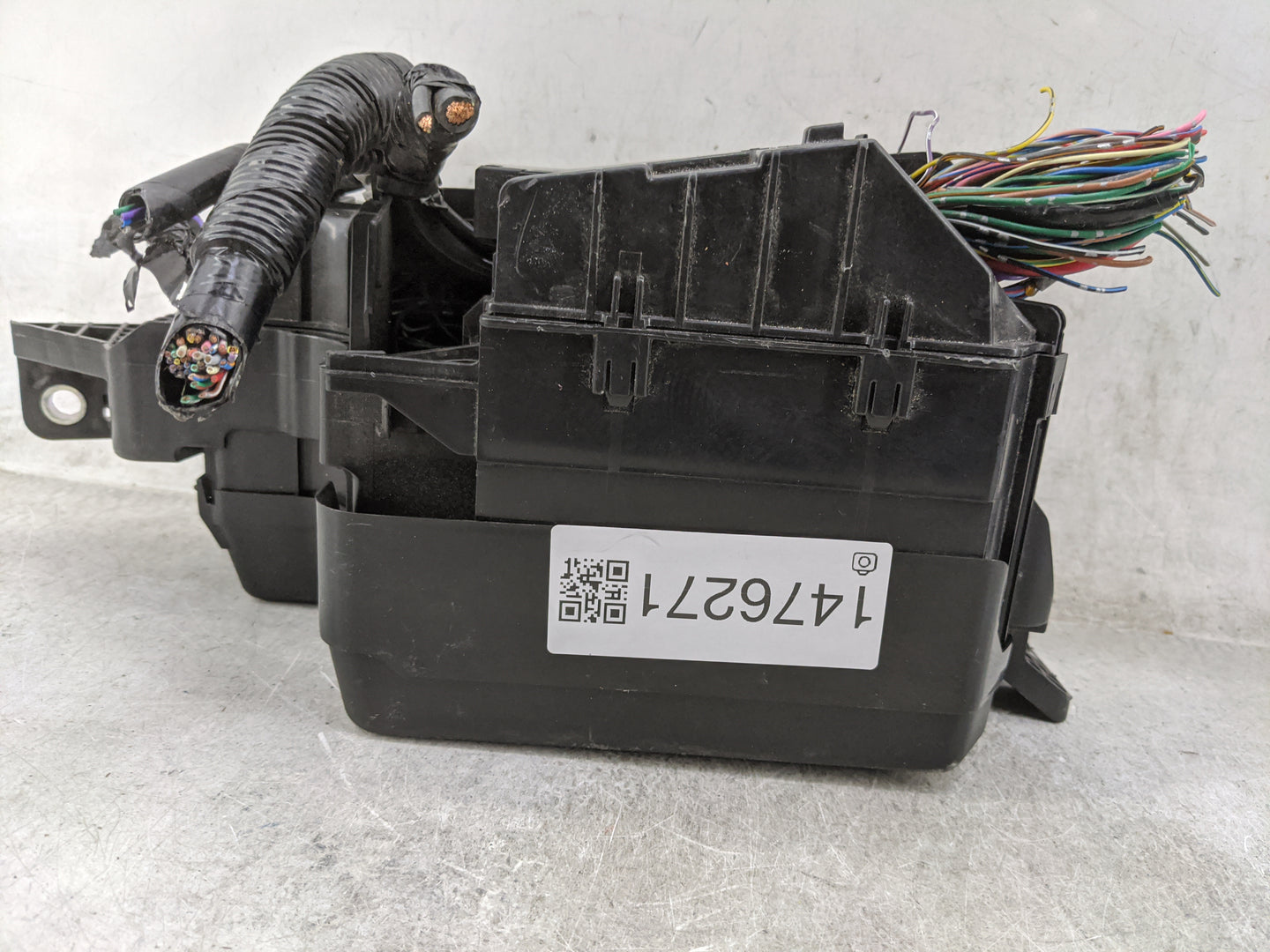 2016 Mazda Mazda 6 Fusebox Fuse Box Panel Relay Module P/N:KD45-66767 7154-7633-30 Fits Fits 2014 2015 OEM Used Auto Parts -