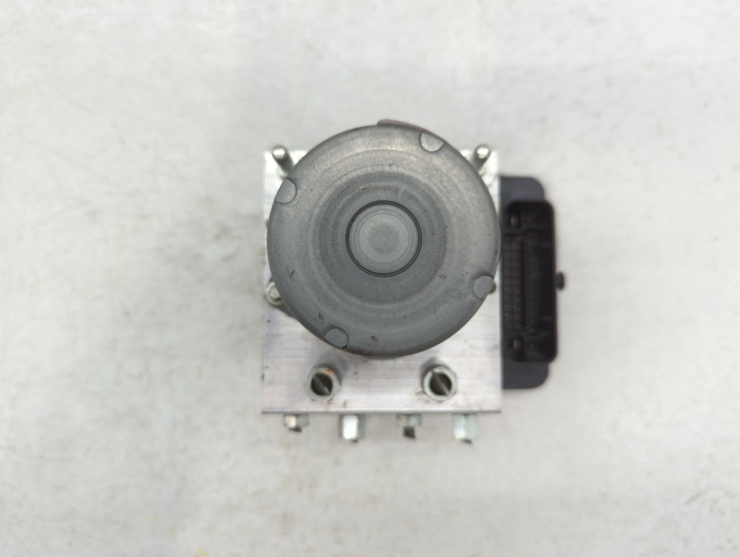 2016-2017 Mazda Mx-5 ABS Pump Control Module Replacement P/N:NG0R 43 7A0 269 975 Fits Fits 2016 2017 OEM Used Auto Parts - O