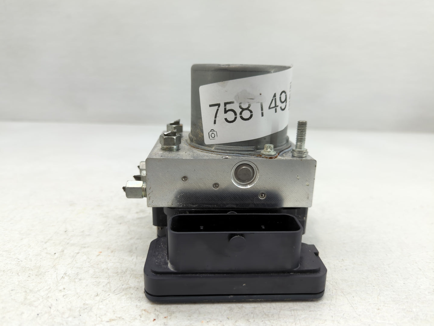 2016-2017 Mazda Mx-5 ABS Pump Control Module Replacement P/N:NG0R 43 7A0 269 975 Fits Fits 2016 2017 OEM Used Auto Parts - O
