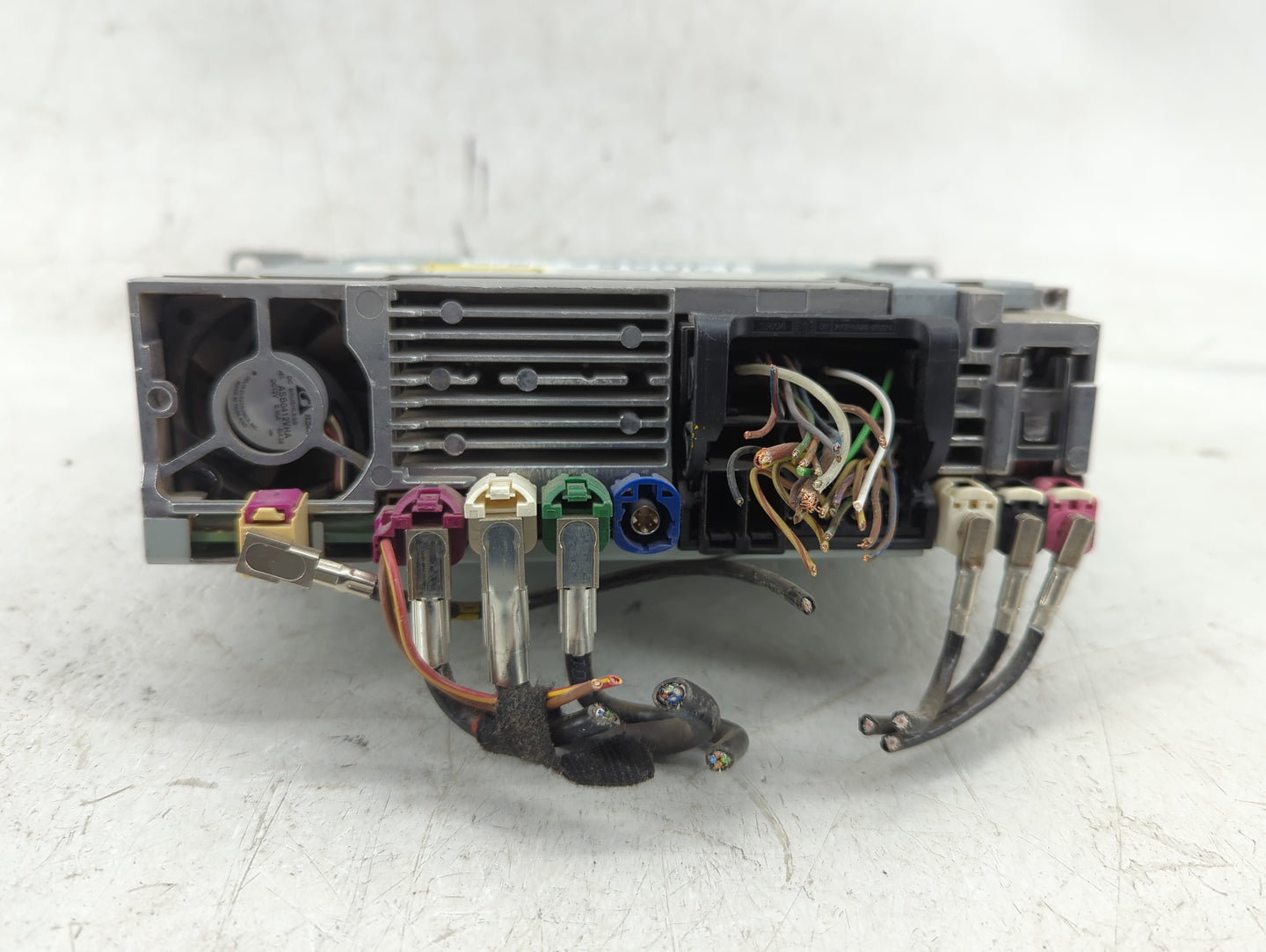 2016 Mercedes-Benz 320 Radio AM FM Cd Player Receiver Replacement P/N:6822083 Fits Fits 2014 2015 2017 2018 2019 2020 OEM Us