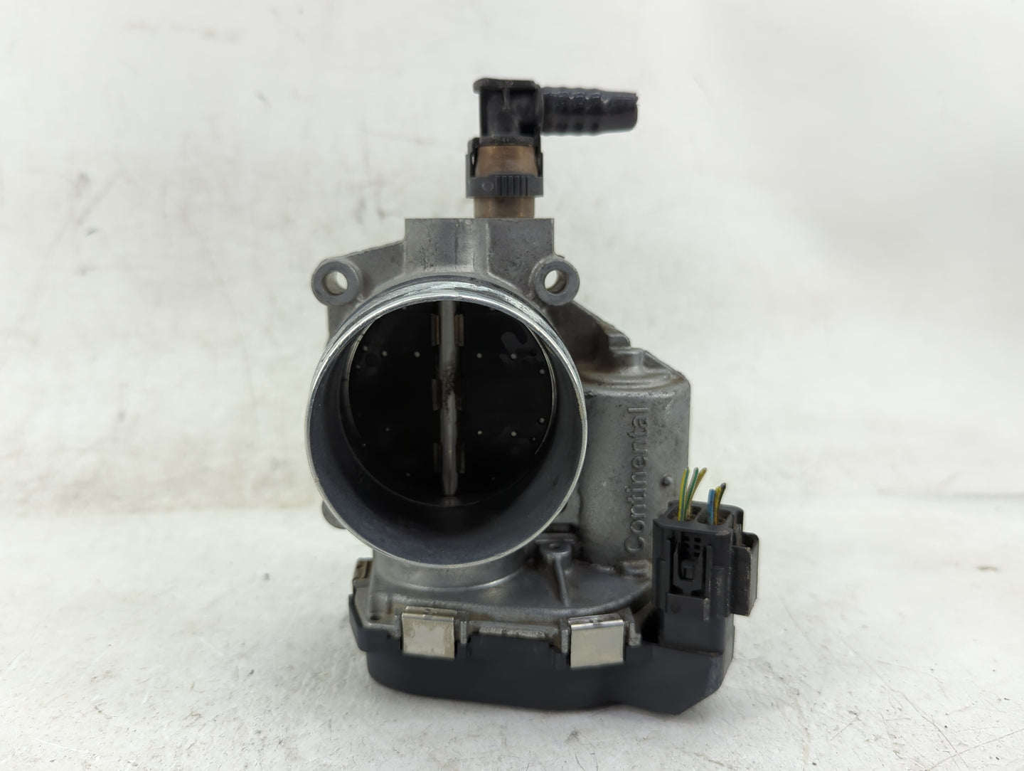 2016 Mercedes-Benz 320 Throttle Body P/N:7588625-04 Fits Fits 2012 2013 2014 2015 2017 2018 OEM Used Auto Parts - Oemusedaut