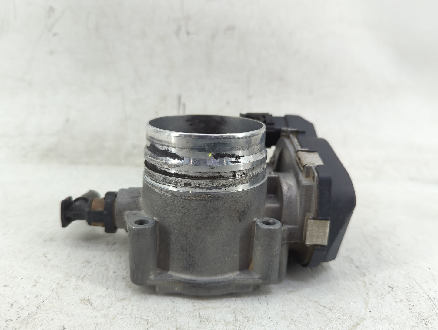 2016 Mercedes-Benz 320 Throttle Body P/N:7588625-04 Fits Fits 2012 2013 2014 2015 2017 2018 OEM Used Auto Parts - Oemusedaut