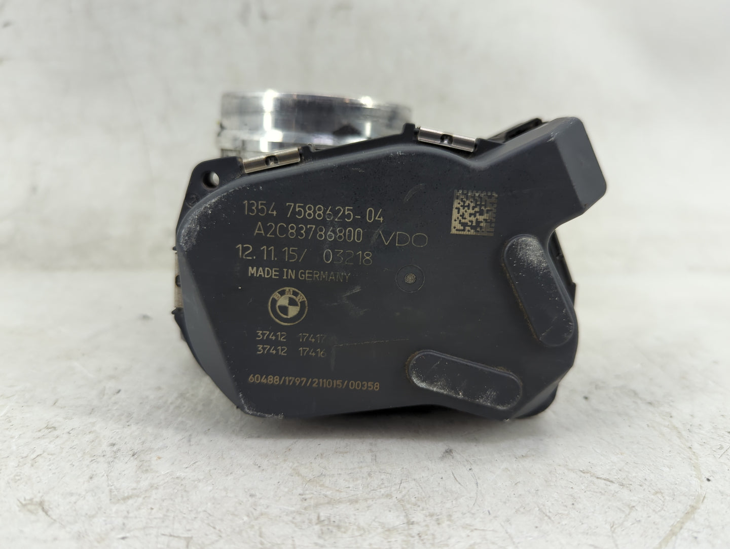 2016 Mercedes-Benz 320 Throttle Body P/N:7588625-04 Fits Fits 2012 2013 2014 2015 2017 2018 OEM Used Auto Parts - Oemusedaut