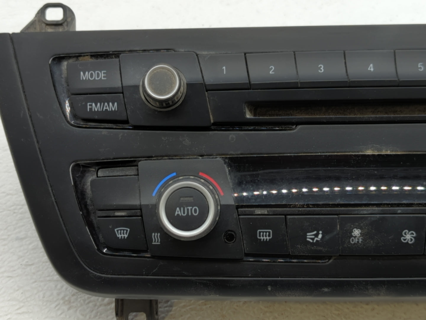 2016 Mercedes-Benz 320 Climate Control Module Temperature AC/Heater Replacement P/N:173 138 10 Fits OEM Used Auto Parts - Oe