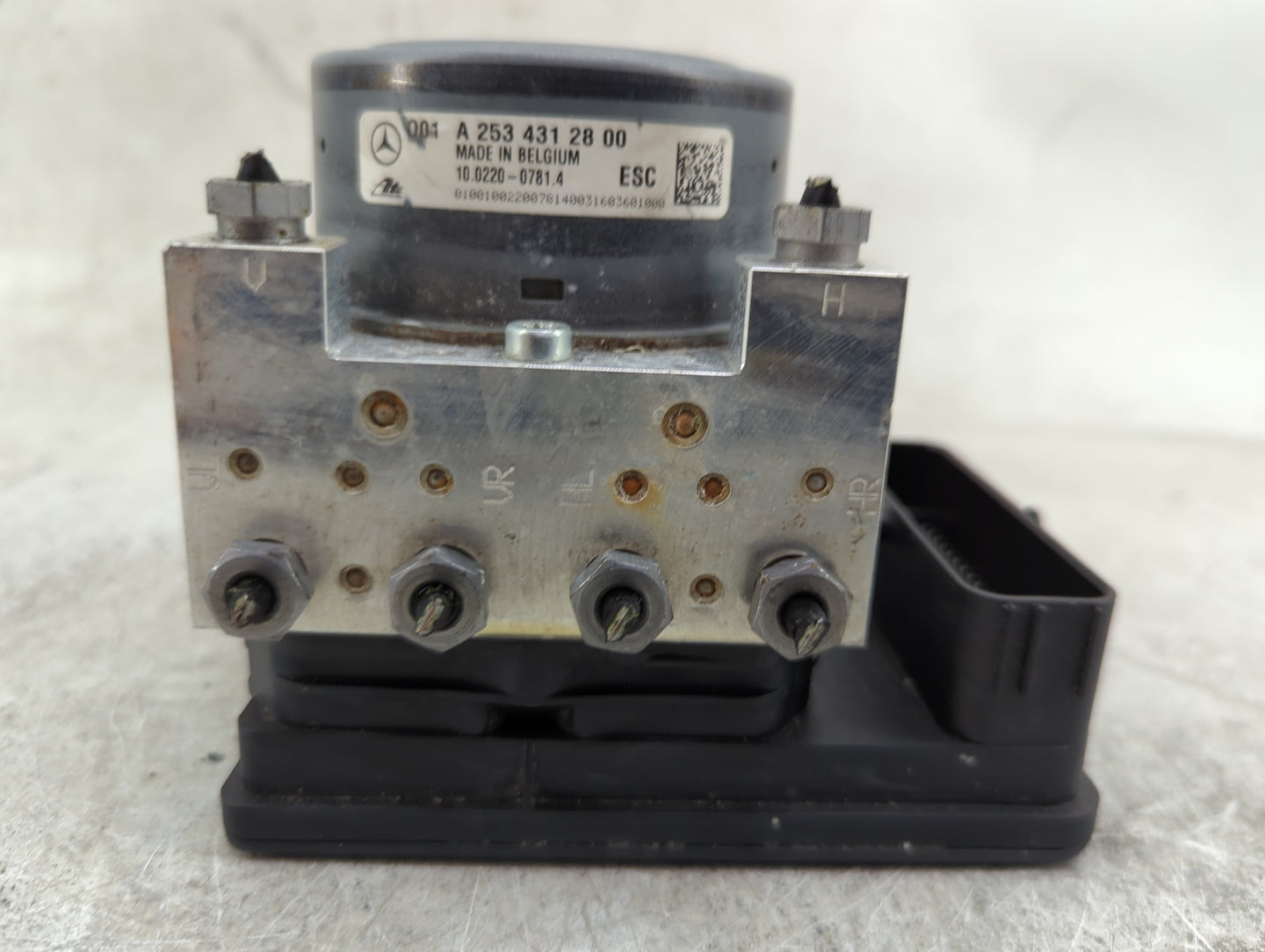 2016 Mercedes-Benz C-Class ABS Pump Control Module Replacement P/N:A2534312800 A2539011400, 10.0220-0781.4, 10.0915-1564.3 F