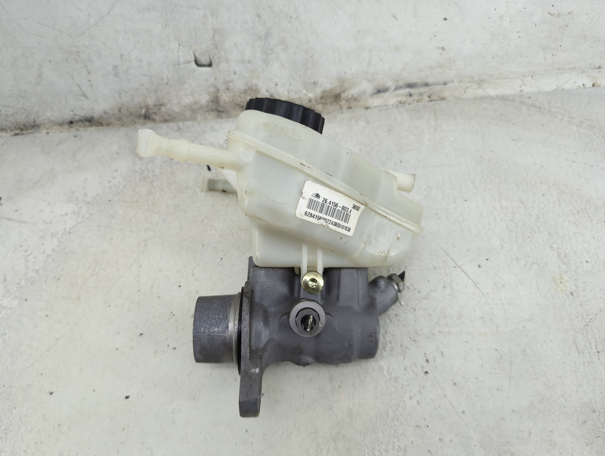 Mercedes-benz C-class Brake Master Cylinder 1492295 - Oemusedautoparts1.com