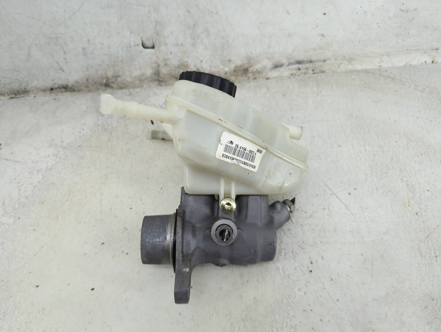 Mercedes-benz C-class Brake Master Cylinder - Oemusedautoparts1.com