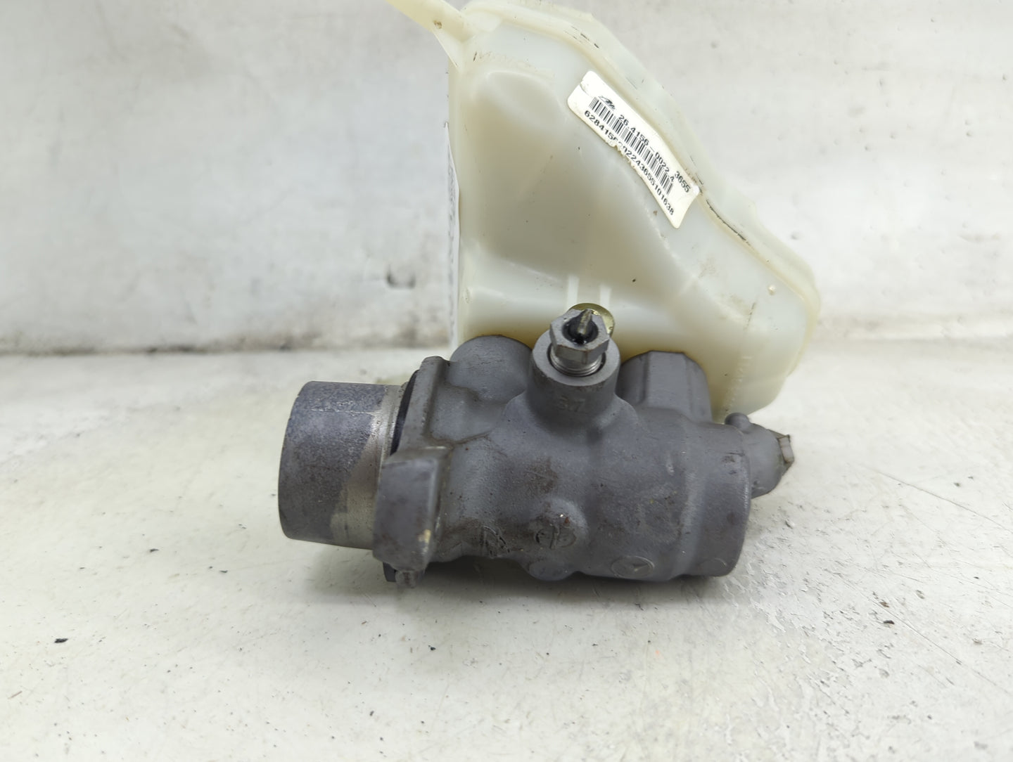 Mercedes-benz C-class Brake Master Cylinder - Oemusedautoparts1.com