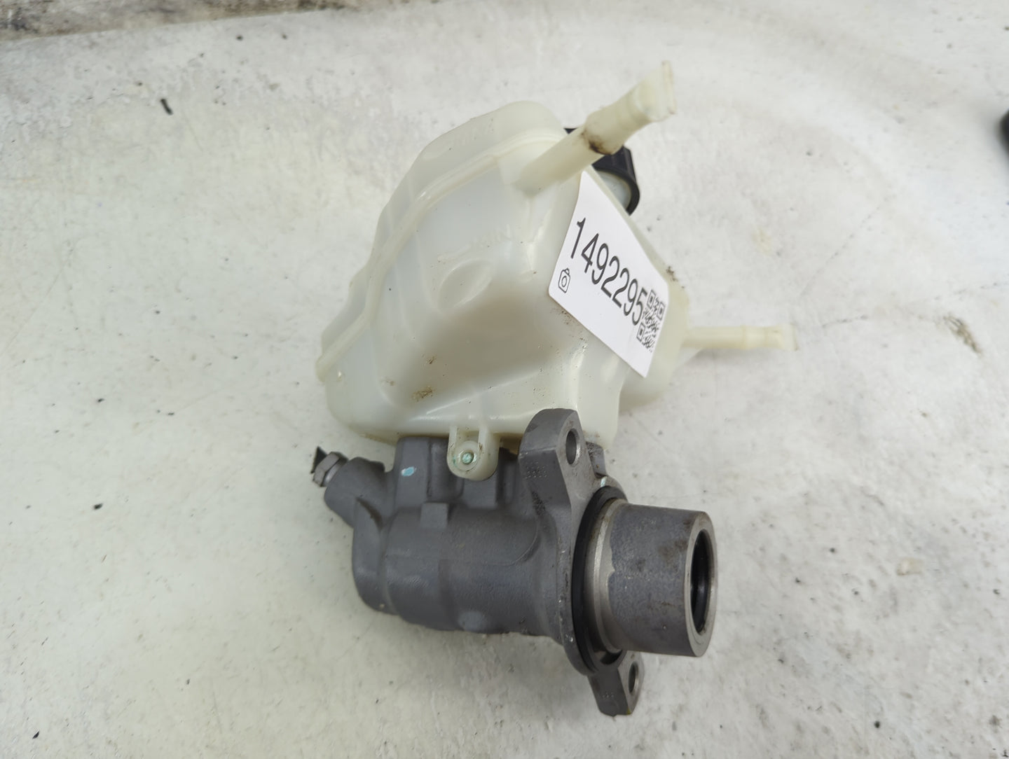 Mercedes-benz C-class Brake Master Cylinder - Oemusedautoparts1.com