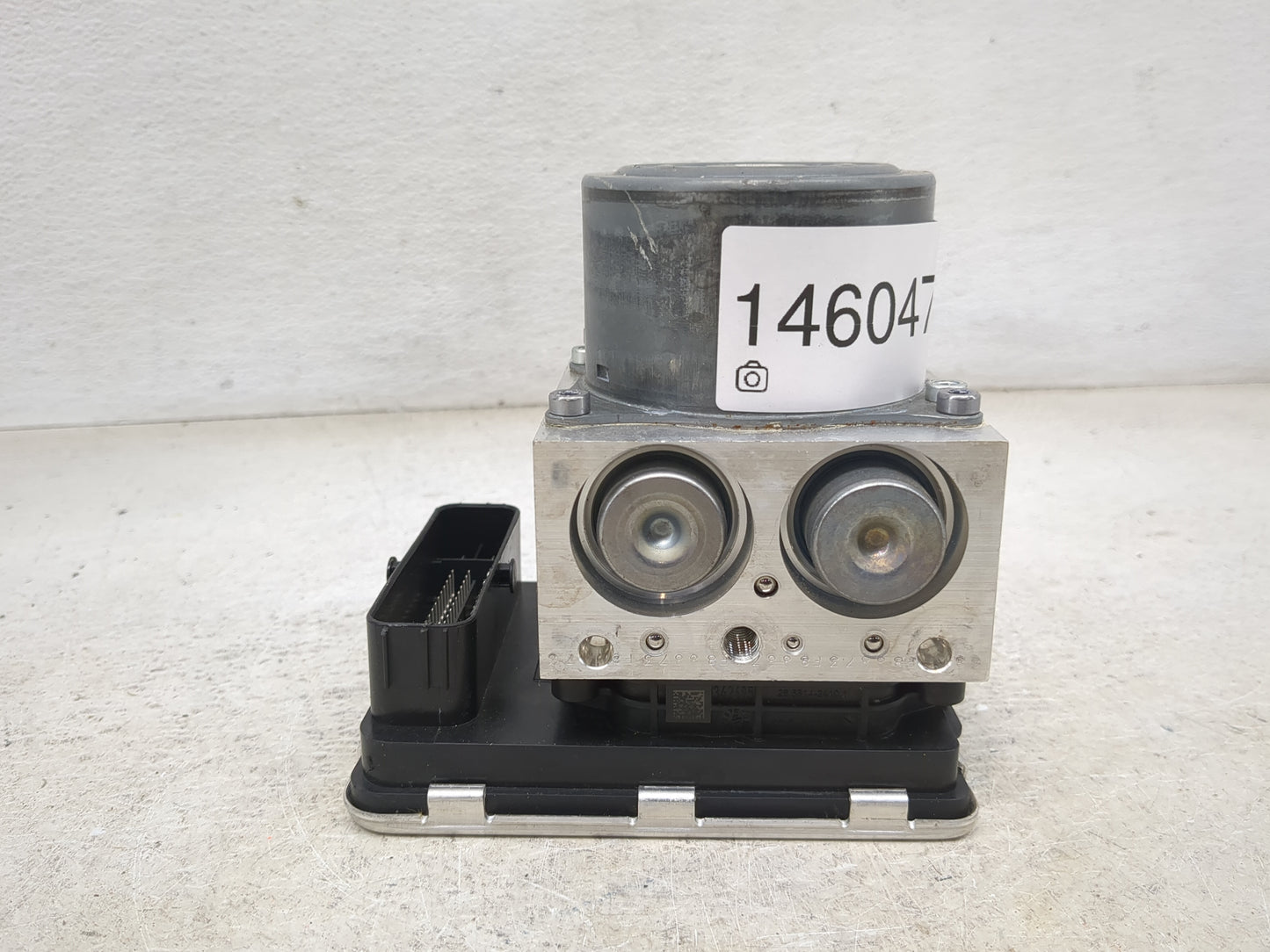 2016 Mercedes-Benz C250 ABS Pump Control Module Replacement P/N:A2534313700 10.0221-0073.4 Fits OEM Used Auto Parts - Oemuse