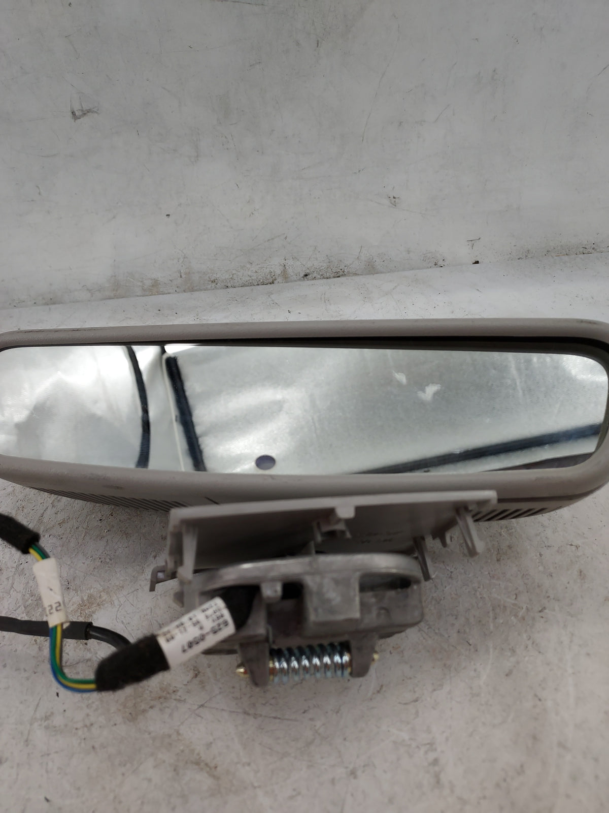 2016 Mercedes-Benz C250 Interior Rear View Mirror Replacement OEM P/N:905-2158-000 21478516 Fits OEM Used Auto Parts - Oemus