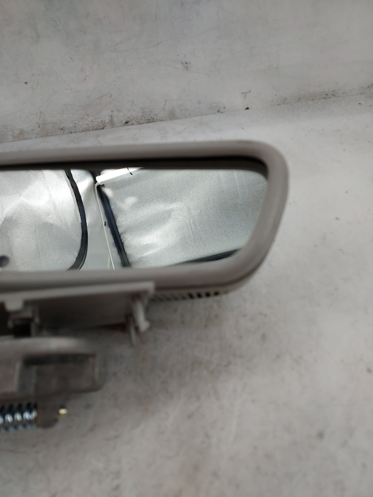2016 Mercedes-Benz C250 Interior Rear View Mirror Replacement OEM P/N:905-2158-000 21478516 Fits OEM Used Auto Parts - Oemus