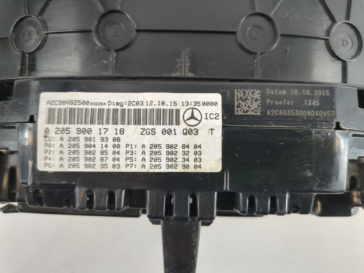 2016 Mercedes-Benz C300 Instrument Cluster Speedometer Gauges P/N:A 205 900 17 18 Fits OEM Used Auto Parts - Oemusedautopart