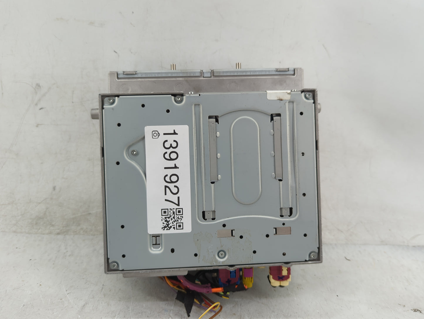 2016 Mercedes-Benz C300 Radio AM FM Cd Player Receiver Replacement P/N:2059004622 Fits OEM Used Auto Parts - Oemusedautopart