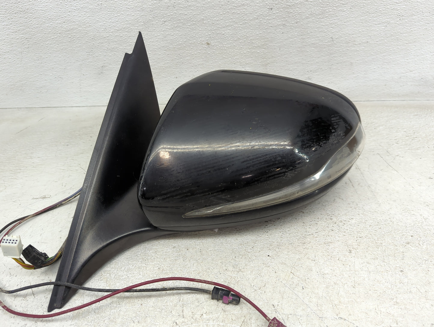 2015-2016 Mercedes-Benz C300 Driver Side View Mirror - Left Door Mirror OEM Used - Oemusedautoparts1.com