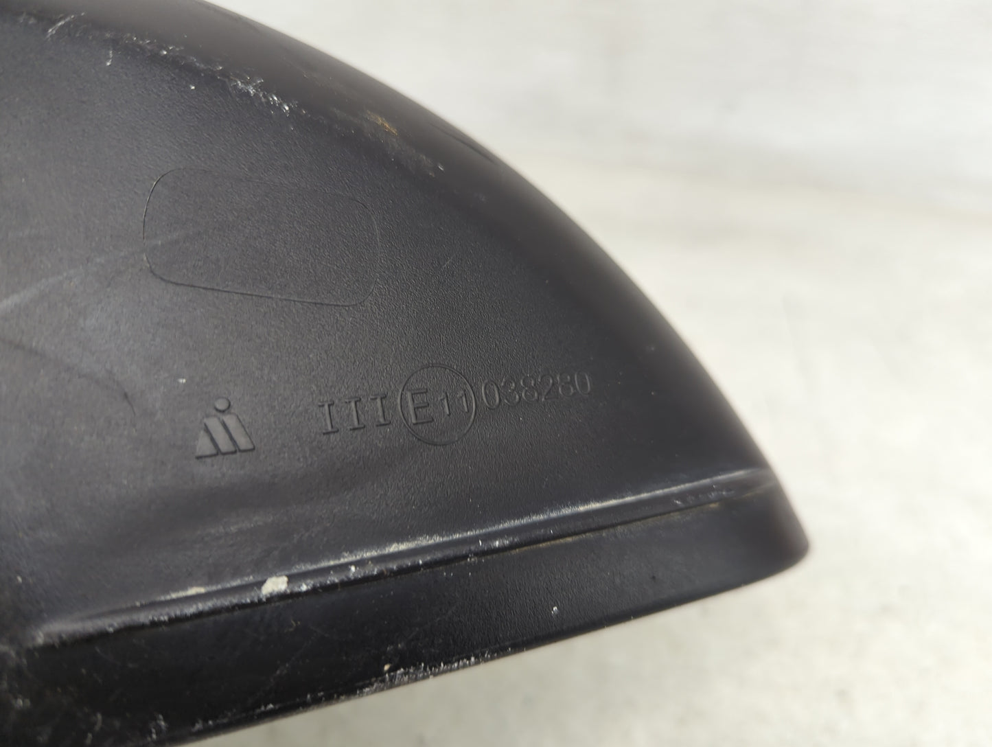 2015-2016 Mercedes-Benz C300 Driver Side View Mirror - Left Door Mirror OEM Used - Oemusedautoparts1.com
