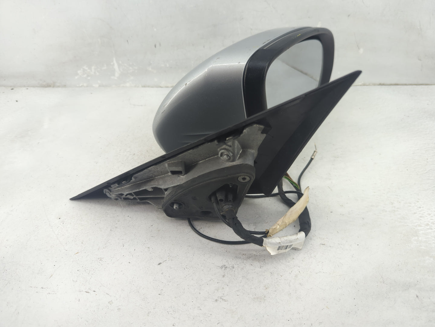 2015-2016 Mercedes-Benz C300 Passenger Side View Mirror - Right Door Mirror OEM Used - Oemusedautoparts1.com