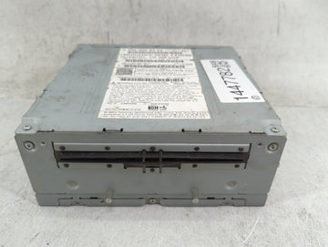 2016 Mercedes-Benz C300 Radio AM FM Cd Player Receiver Replacement P/N:A2059006322 A2059012012, A2059029007 Fits OEM Used Au