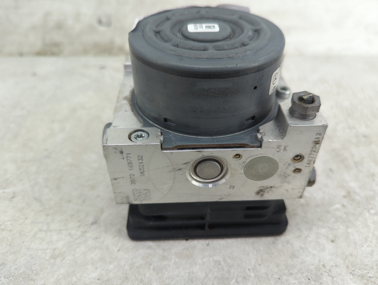 2016 Mercedes-Benz C300 ABS Pump Control Module Replacement P/N:A2534312800 10.0220-0781.4 Fits OEM Used Auto Parts - Oemuse