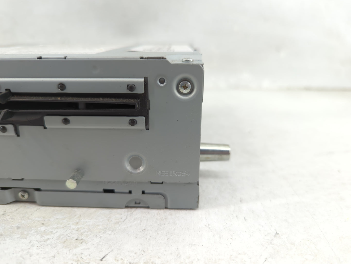 2016 Mercedes-Benz C300 Radio AM FM Cd Player Receiver Replacement P/N:A 205 900 63 22 Fits OEM Used Auto Parts - Oemusedaut
