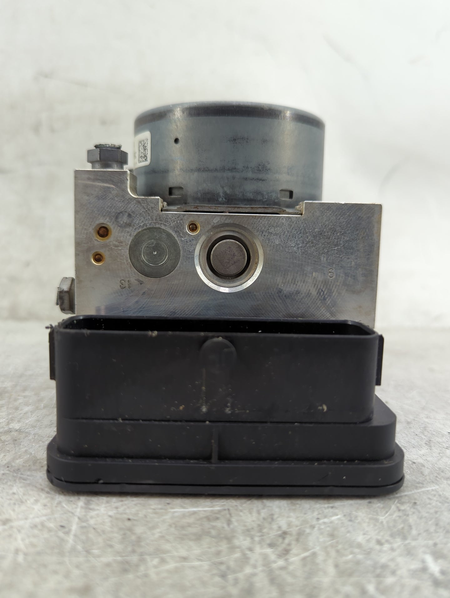 2016 Mercedes-Benz C300 ABS Pump Control Module Replacement P/N:A2534312800 A2539011400, 10.0220-0781.4, 10.0915-1564.3 Fits