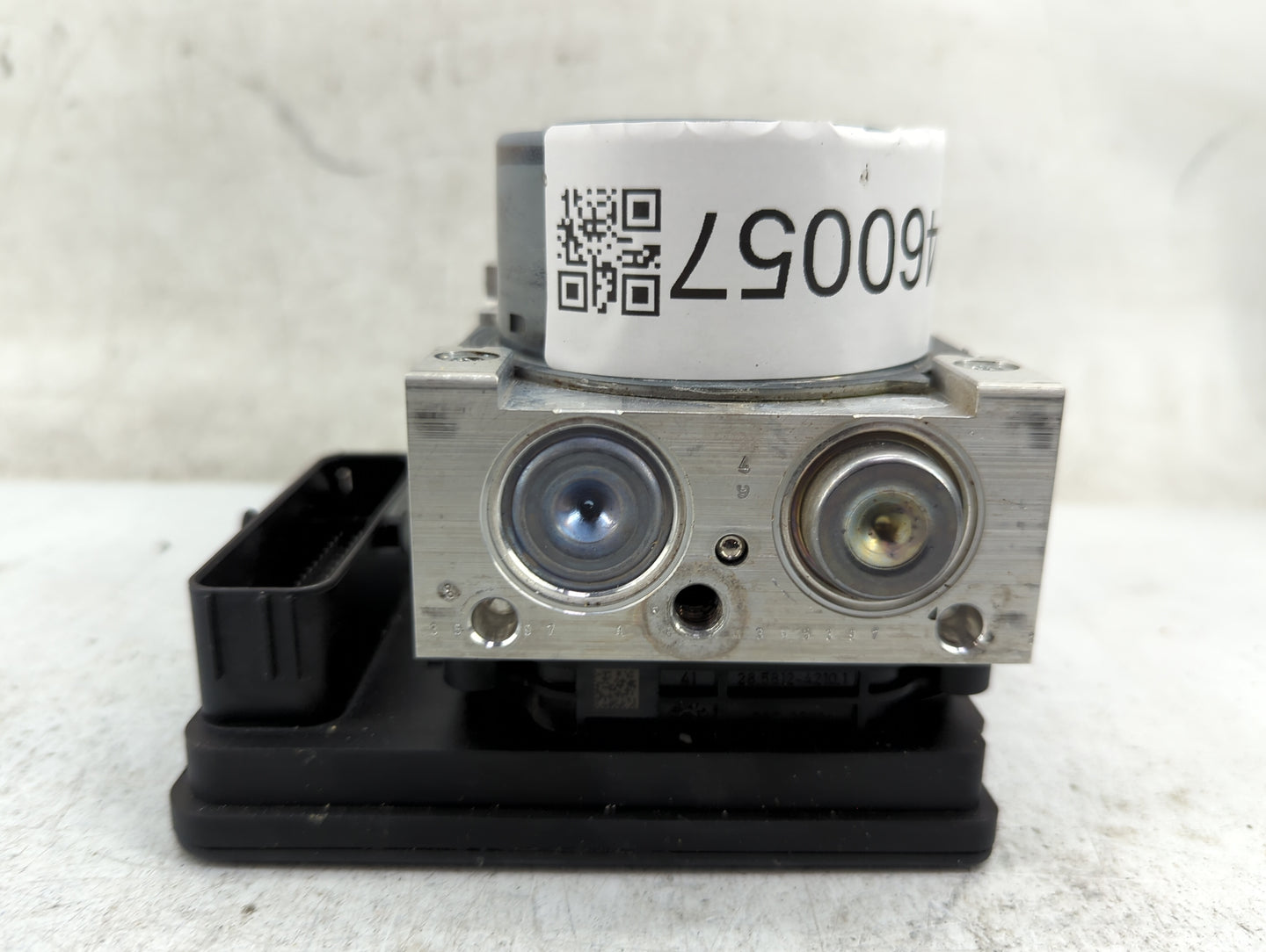2016 Mercedes-Benz C300 ABS Pump Control Module Replacement P/N:A 253 901 14 00 Fits OEM Used Auto Parts - Oemusedautoparts1