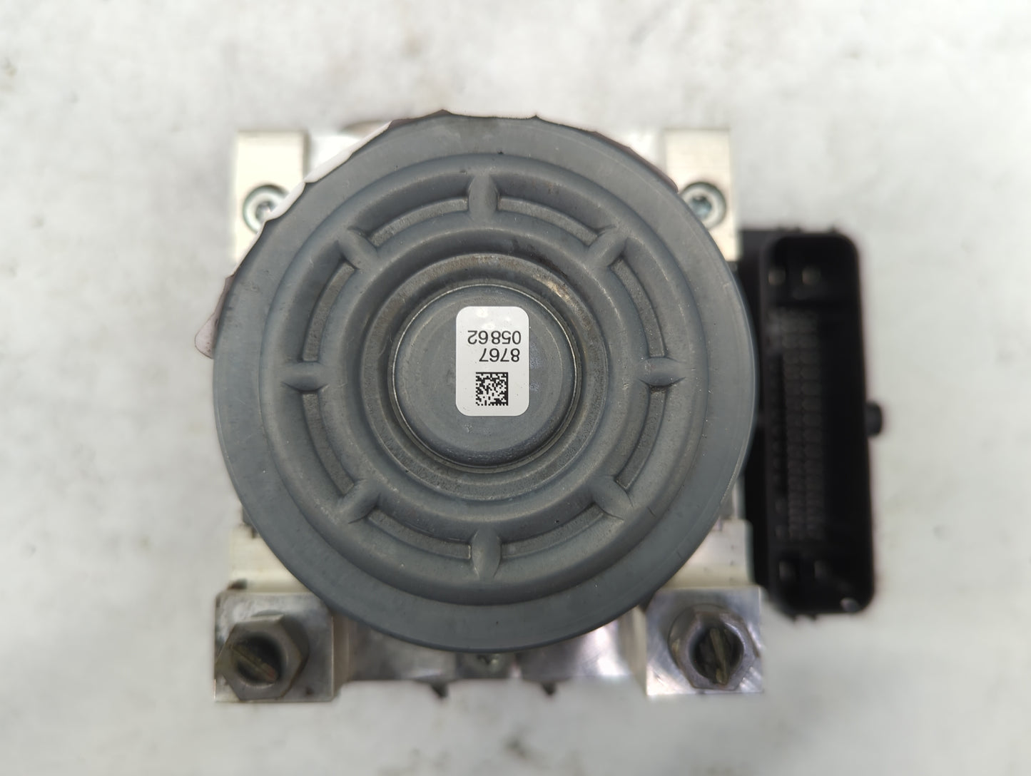 2016 Mercedes-Benz C300 ABS Pump Control Module Replacement P/N:A 253 901 14 00 Fits OEM Used Auto Parts - Oemusedautoparts1