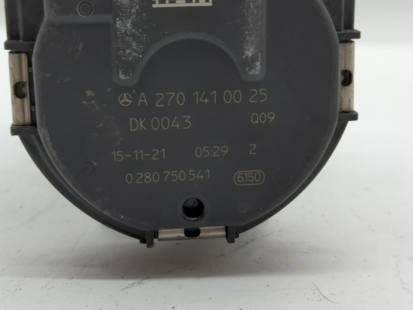 2015-2018 Mercedes-Benz C300 Throttle Body P/N:A 270 141 00 25 2701410025 Fits Fits 2013 2014 2015 2016 2017 2018 2019 2020 