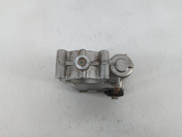 2015-2018 Mercedes-Benz C300 Throttle Body P/N:A 270 141 00 25 2701410025 Fits Fits 2013 2014 2015 2016 2017 2018 2019 2020 2021 OEM Used Auto Parts