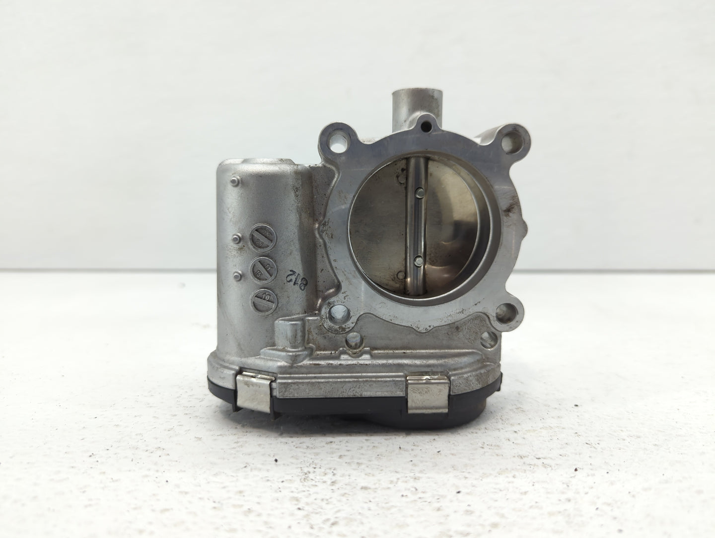 2015-2018 Mercedes-Benz C300 Throttle Body P/N:A 270 141 00 25 2701410025 Fits Fits 2013 2014 2015 2016 2017 2018 2019 2020 